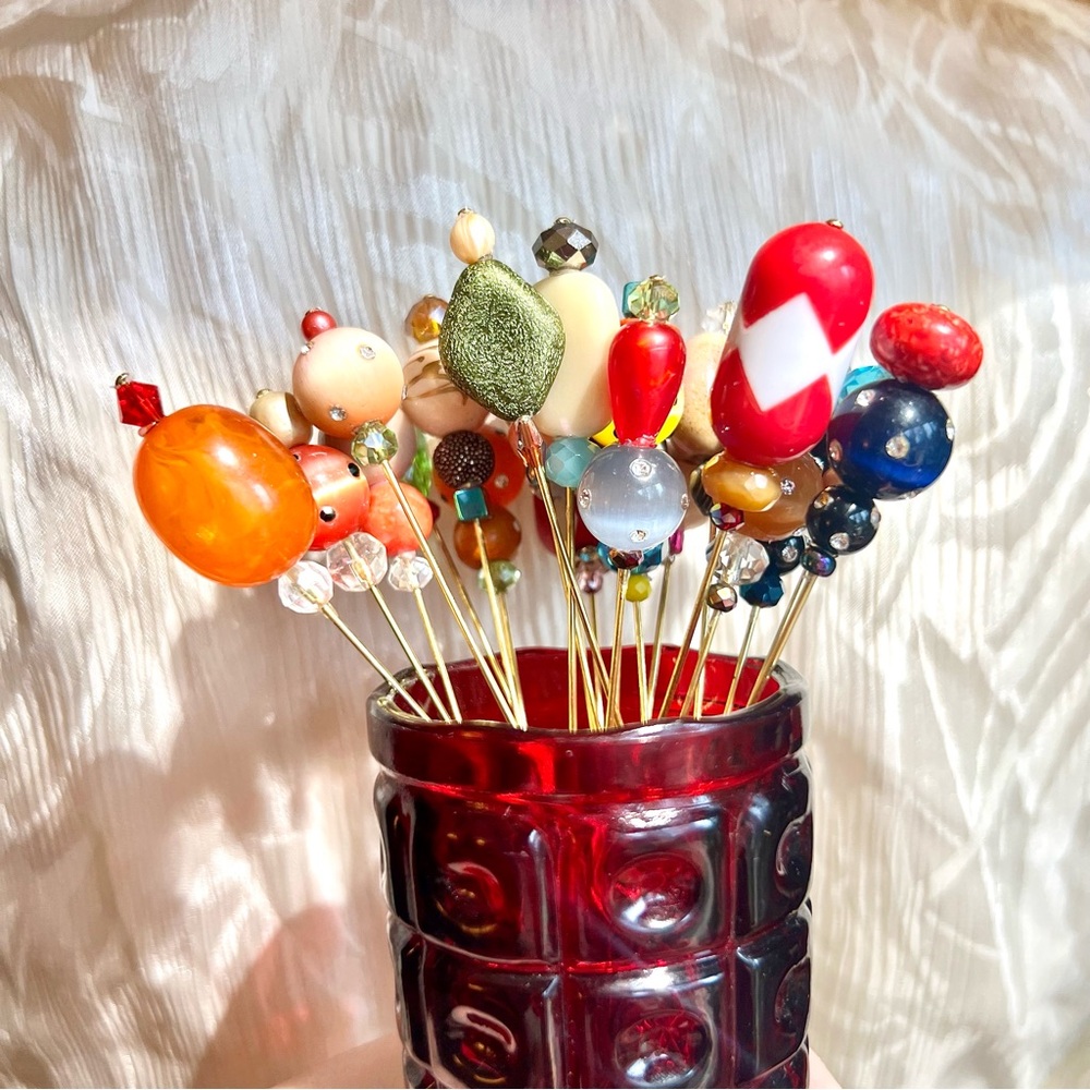 Colorful handmade beaded hat stick pins